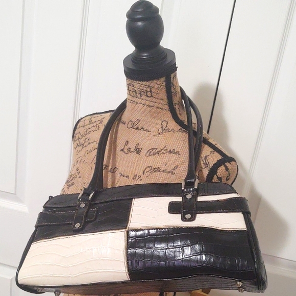 Handbags - Vintage Fashion | Black and Beige Croc-Embossed Handbag